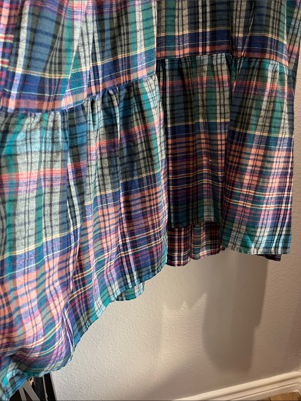 NATURAL LIFE Plaid tiered Midi Dress in Teal Navy Pink Short Sleeve Sz L Boho - Picture 6 of 9